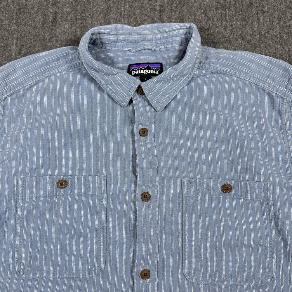 Patagonia Men's L Hemp Organic Cotton Short Sleeve Button Up Shirt Blue Stripe